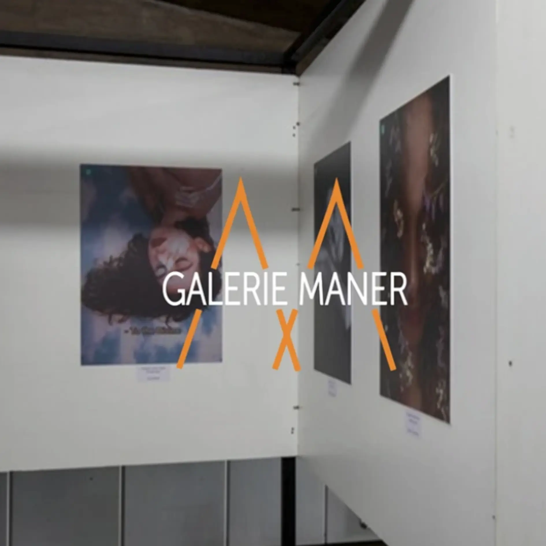 Communication print et digitale — Galerie MANER par Liv'enn