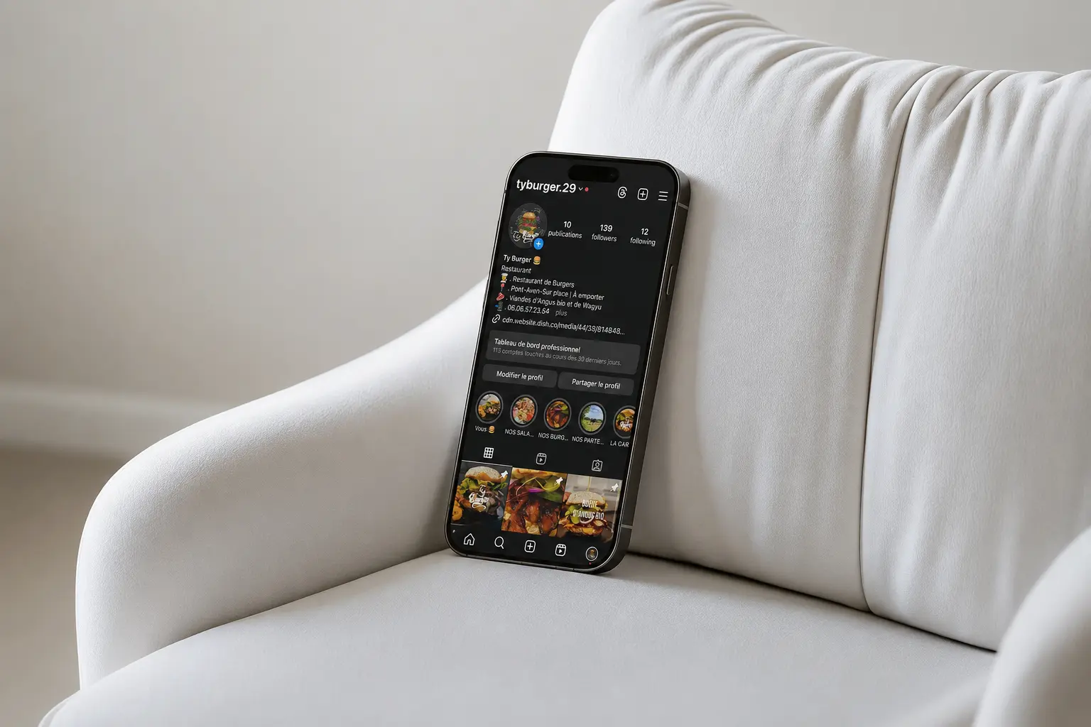 Community management et communication print — Ty Burger par Liv'enn